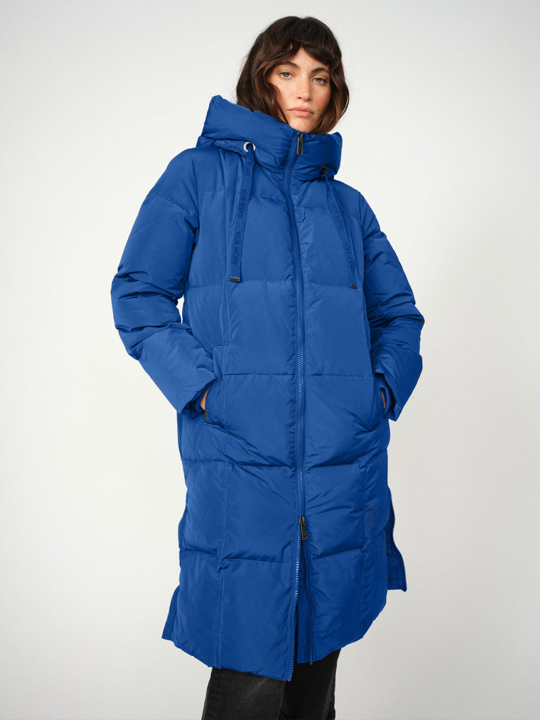 Modelshot / Blue Lolite / Detail