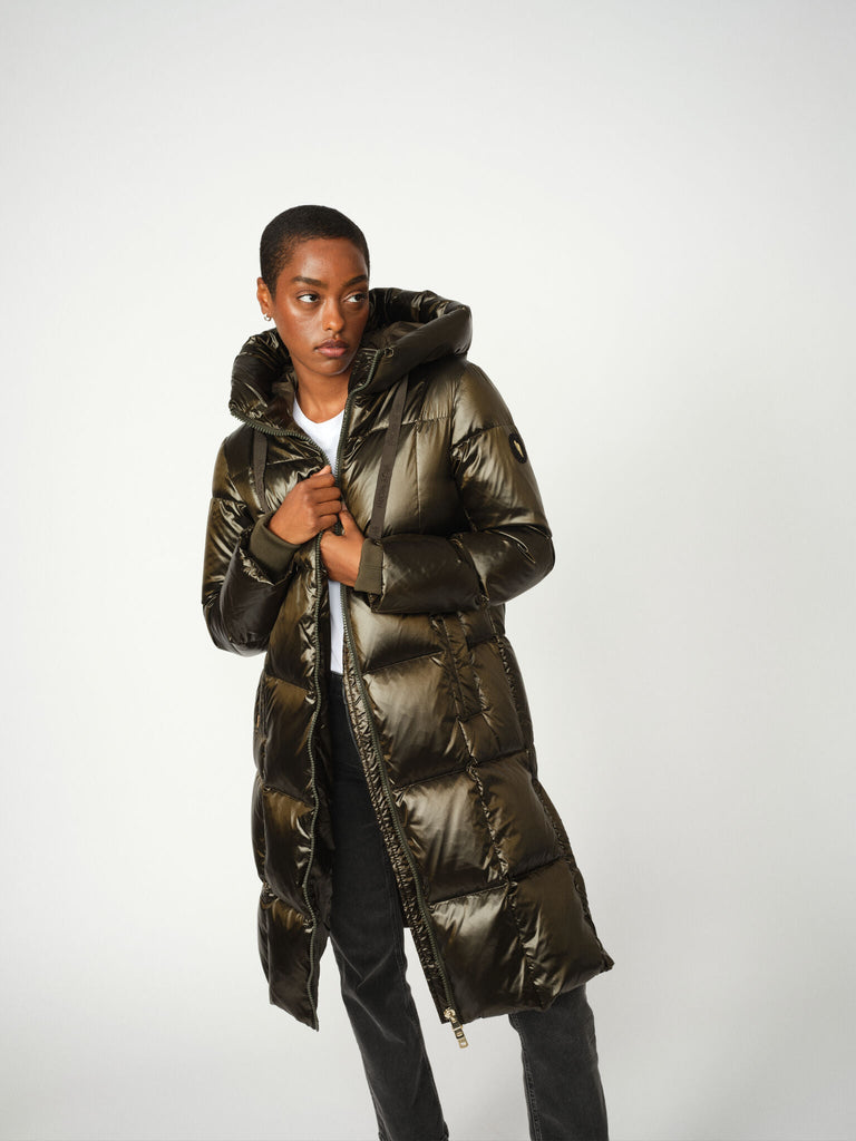 Modelshot / Forest Night / Detail