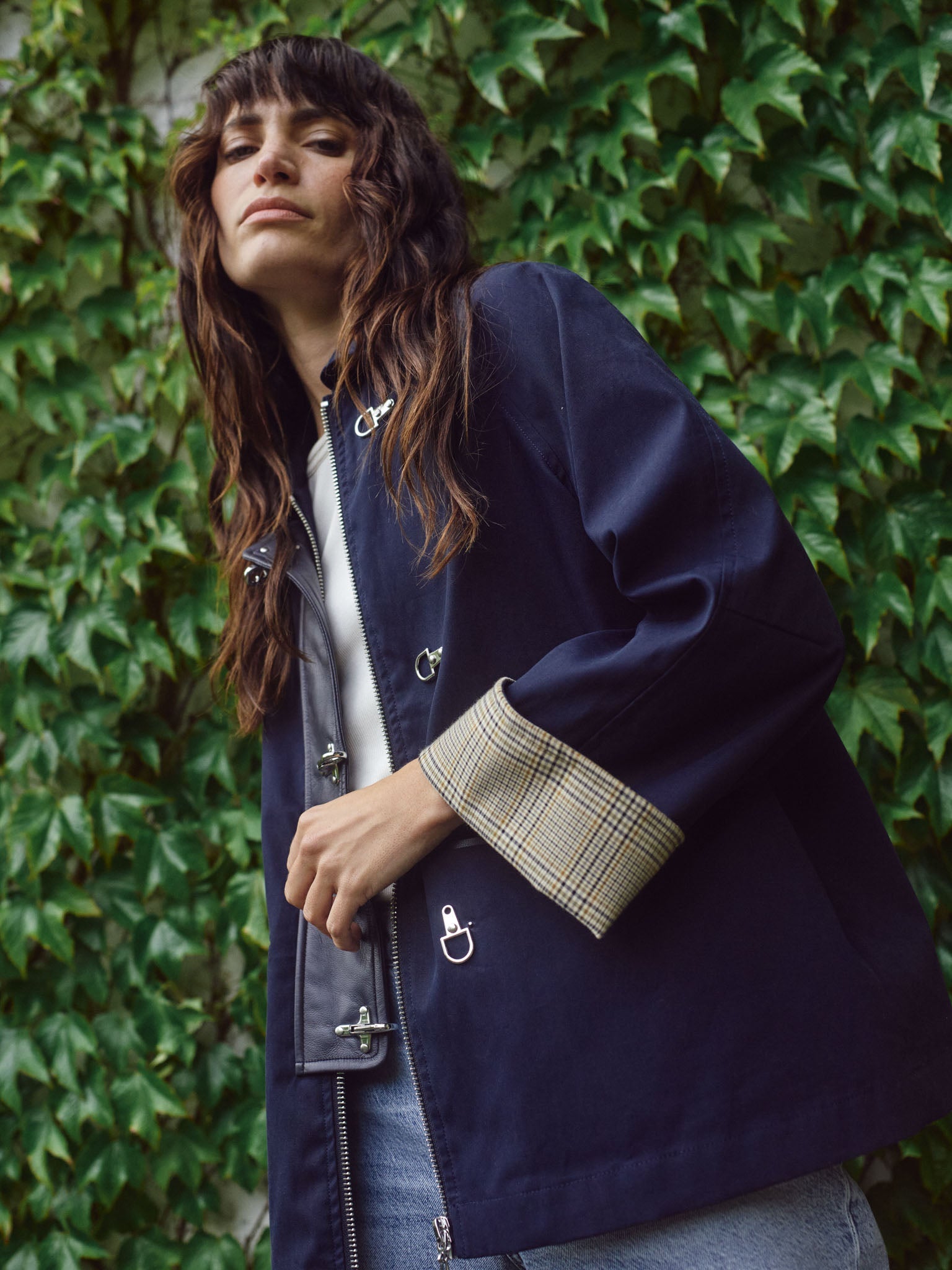 Modelshot / Salute Navy / Detail