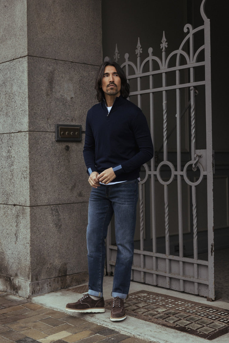 Modelshot / Vintage Blue / Detail