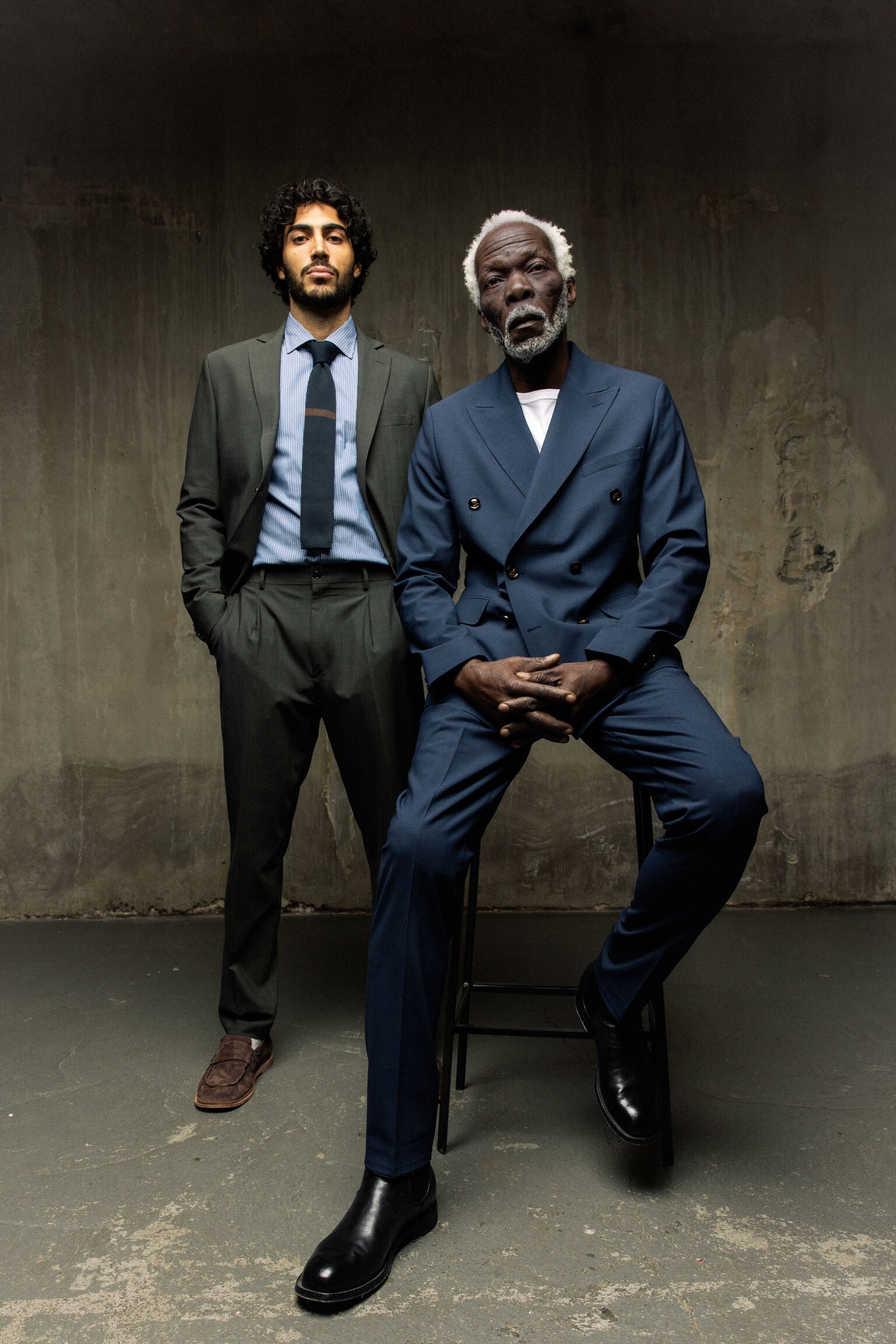 Modelshot / Navy / Detail