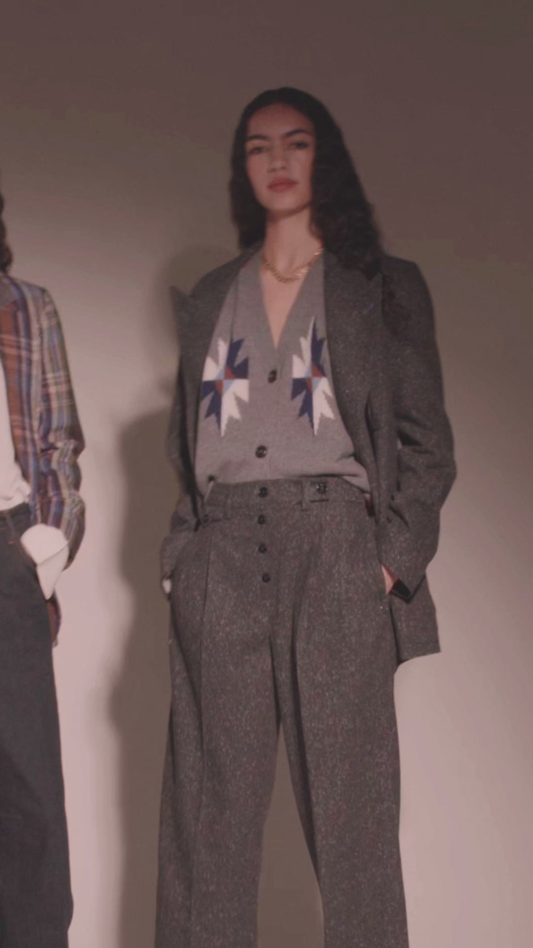 Modelshot / Dark Grey Melange / Detail