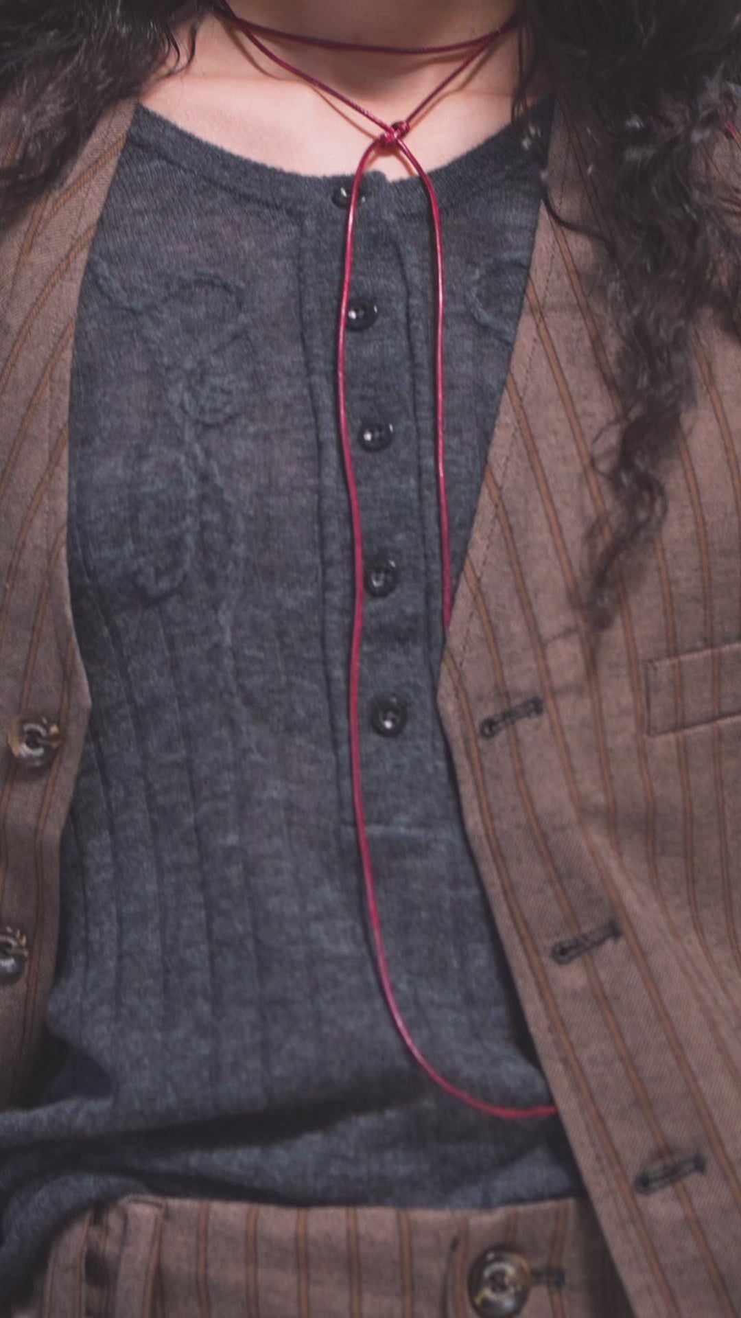 Modelshot / Demitasse / Detail